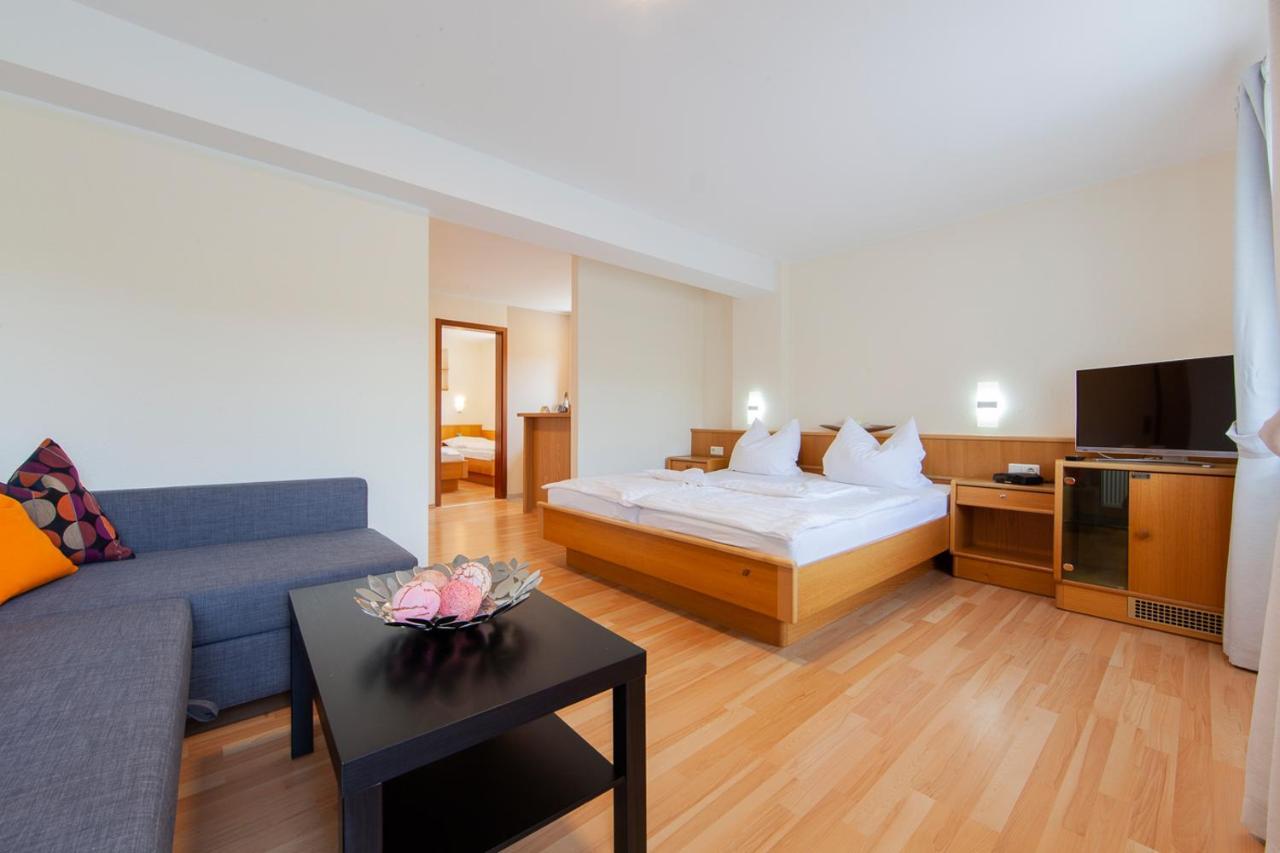 Appartementhaus Eifeladventures Berlingen エクステリア 写真