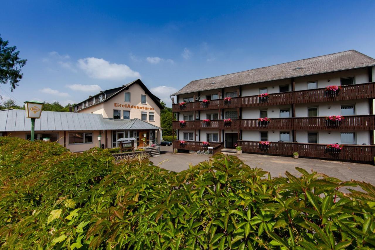 Appartementhaus Eifeladventures Berlingen エクステリア 写真