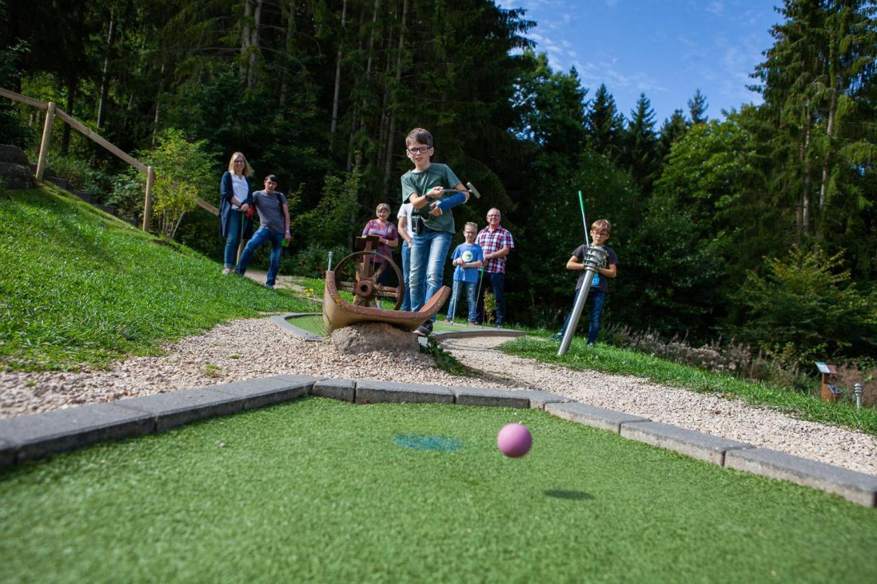 Appartementhaus Eifeladventures Berlingen エクステリア 写真